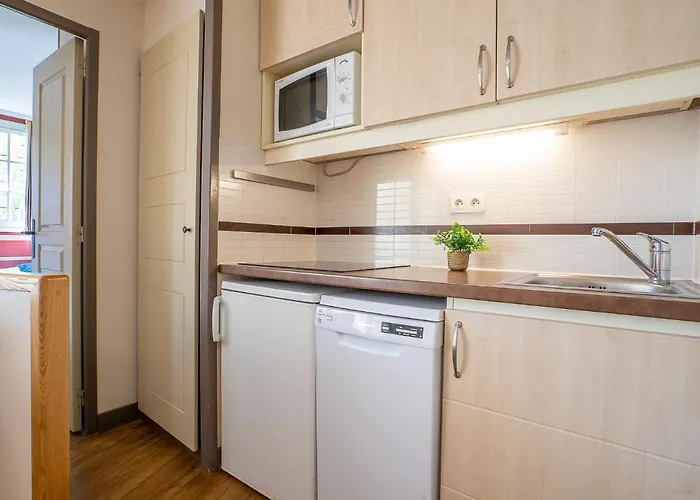 L'esquinade Fh 003 By Interhome Lejlighed