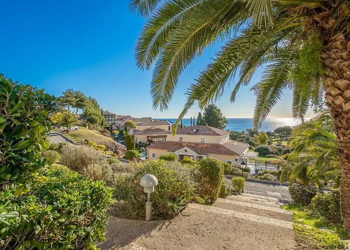 L'esquinade Fh 003 By Interhome Lejlighed