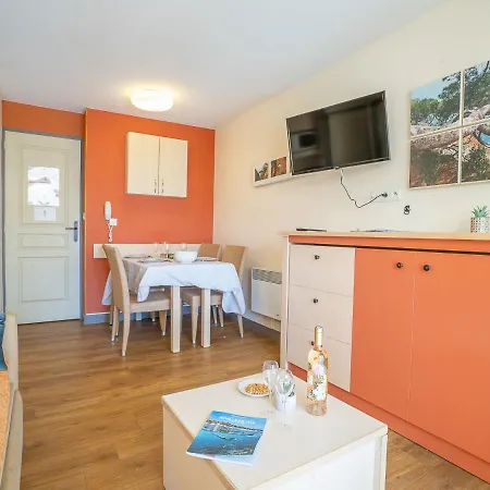 Village Cap Esterel - L'esquinade-23 By Interhome Apartment