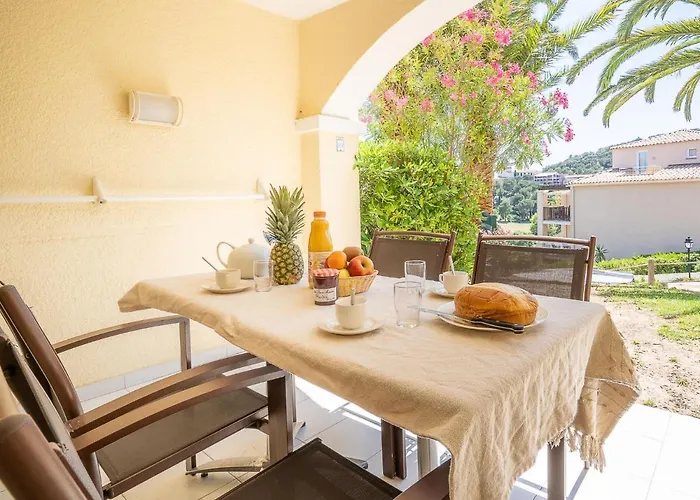 L'esquinade Fh 003 By Interhome